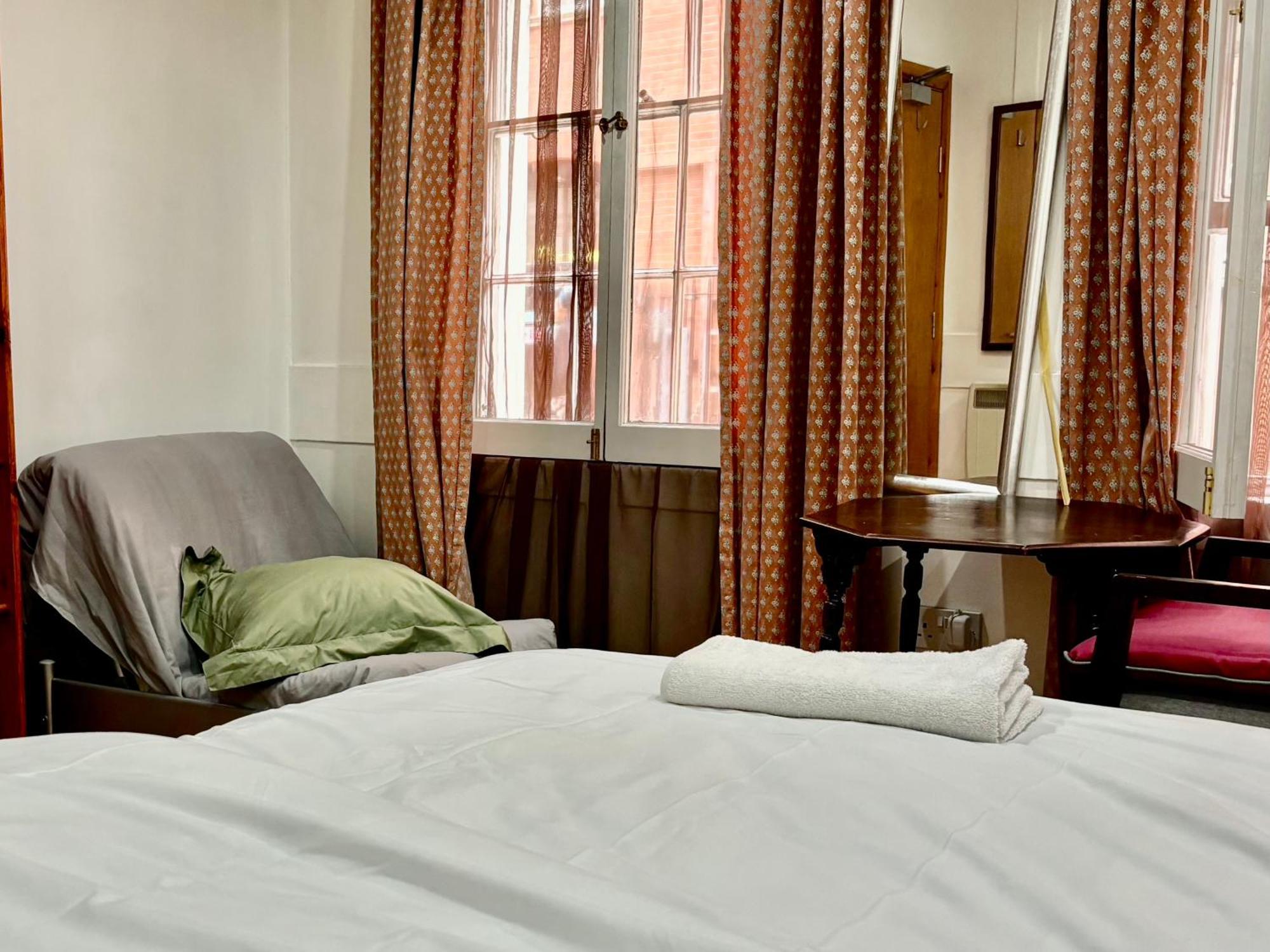 Stay In Bloomsbury London Bagian luar foto