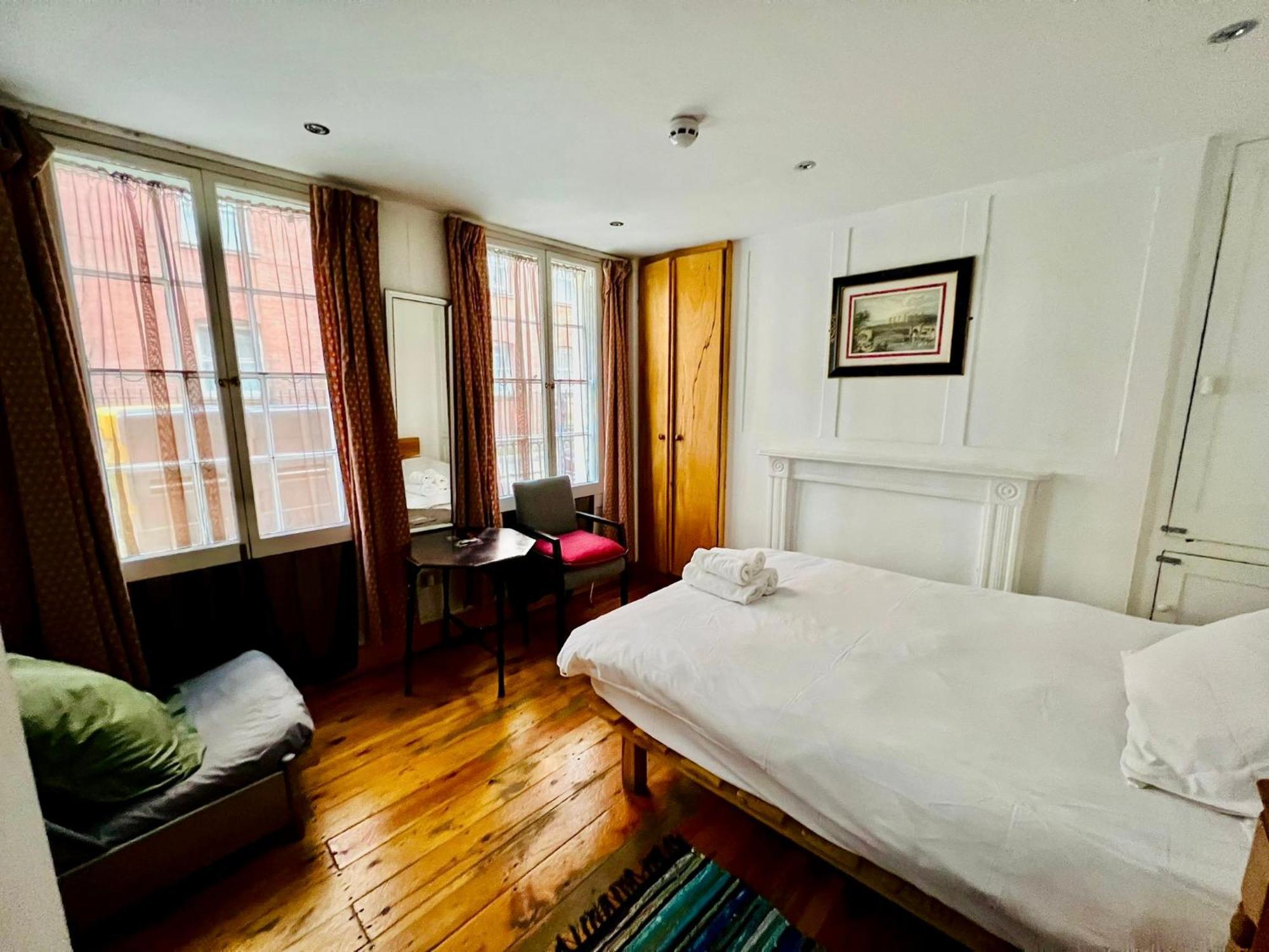 Stay In Bloomsbury London Bagian luar foto